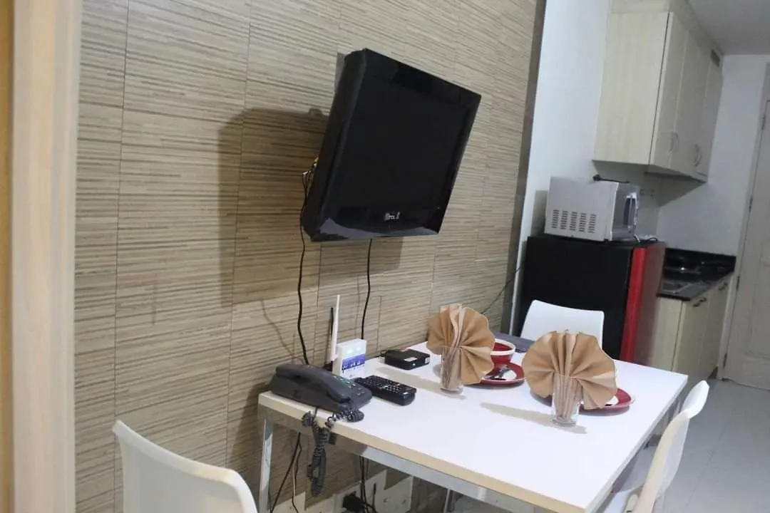 Chateau Elysee A12 Near Mini Shop,Sm Mall+Free Wi-Fi Manila